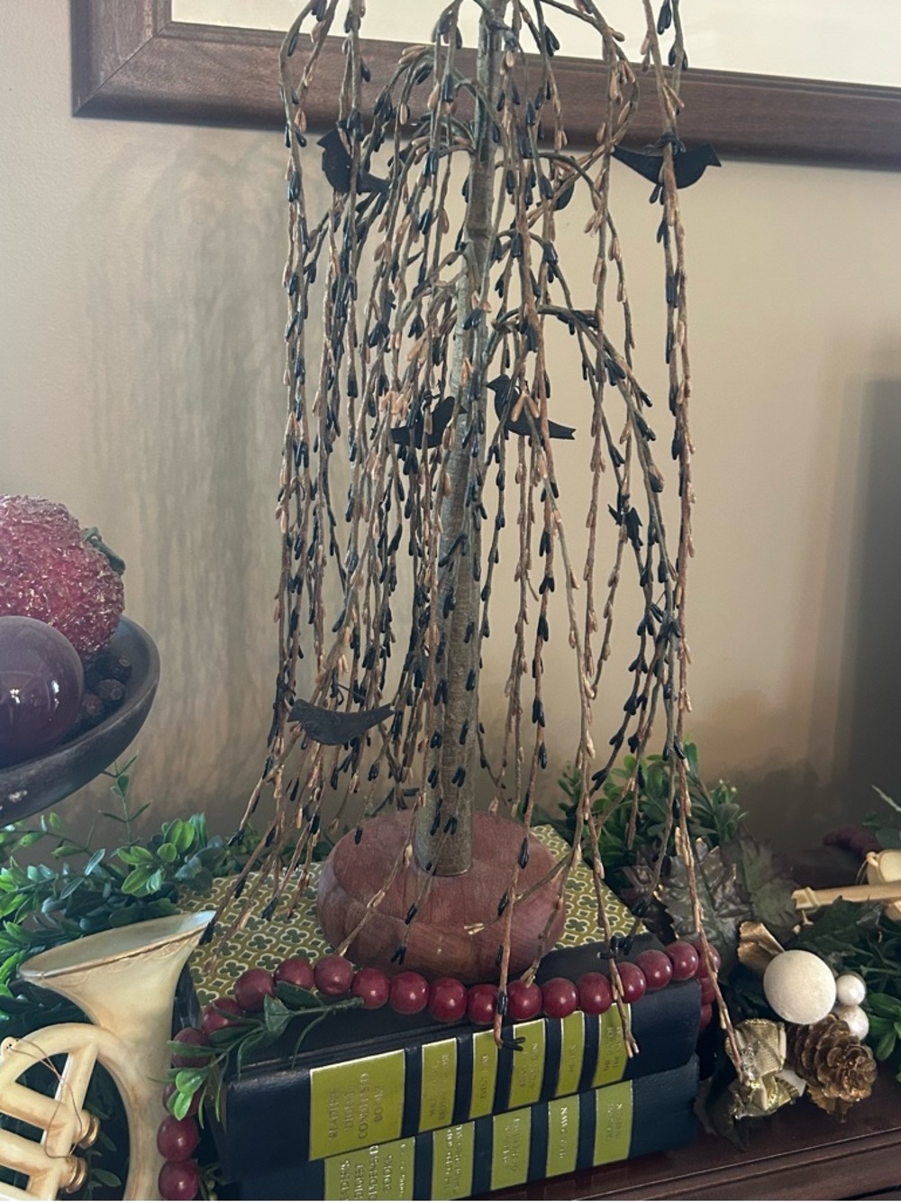 Primitive Country Farmhouse Pip Berry Willow Tree Black Tan Pips w/Crows 15.5”